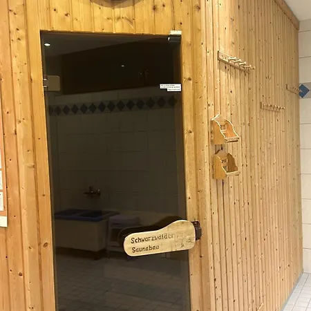 Im In Loft Style Mit Balkon Indoorpool Tiefgaragenstellplatz *