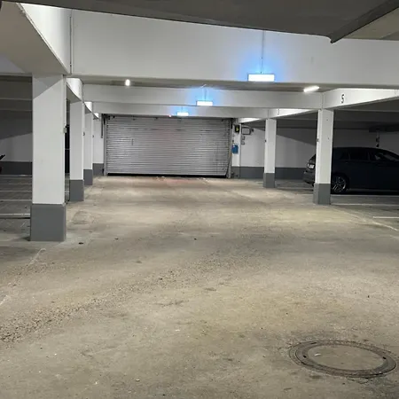 Apartamento Im In Loft Style Mit Balkon Indoorpool Tiefgaragenstellplatz